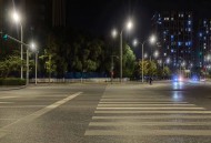你被哪个后来知道很sb的BUG困扰过一周以上吗？