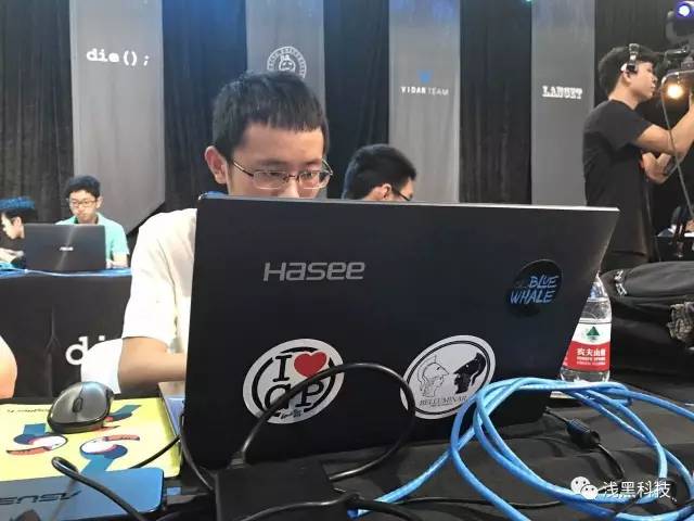 黑客们都用什么笔记本电脑？？  第13张