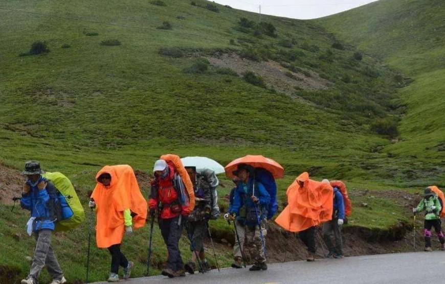 为何进入川藏线要必备安全套和卫生巾呢？  第4张