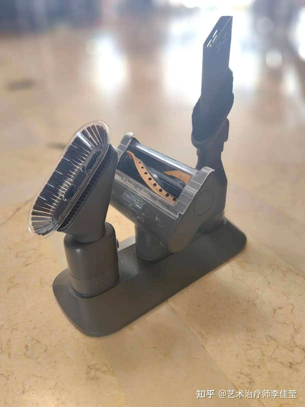家里有吸尘器的朋友说说，买吸尘器到底有用没有？  第4张