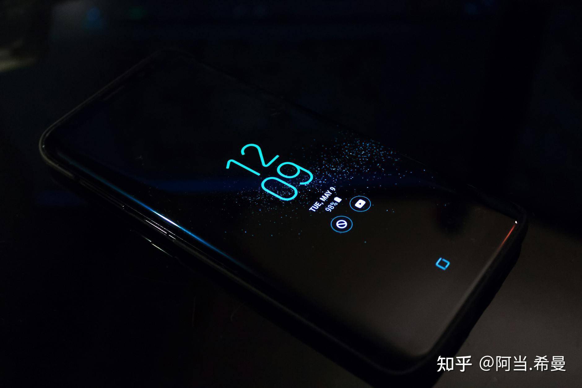 目前市场上哪款手机性价比比较好？有什么推荐的吗？  第1张