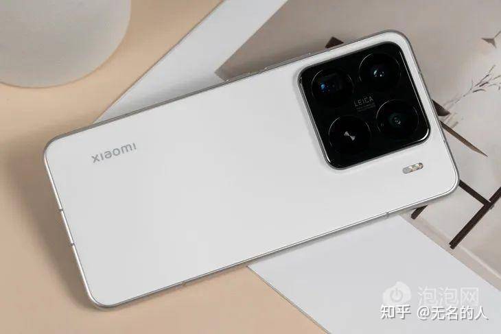 小米15和小米15Pro选哪个，小米15Pro值得买吗?  第1张
